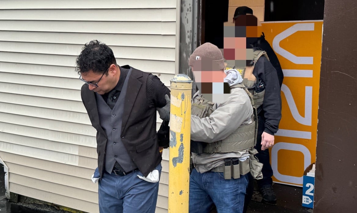 Boston County Superior Court Ignores ICE Detainer, Releases Illegal Alien Indicted on 10 Counts of Aggravated Child Rape | The Gateway Pundit | by Cristina Laila