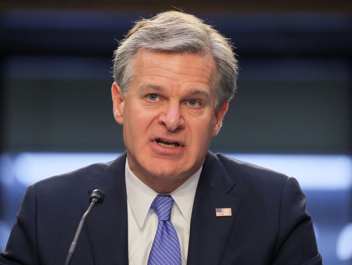 Chris Wray Admits FBI Is Not Looking Into Why Trump Was Allowed on Stage After Would-Be Assassin Was Spotted an Hour Before Shooting Started - RPWMedia